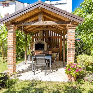 Luxury Gina Apartman