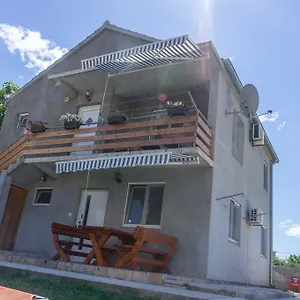 rezervovat zde